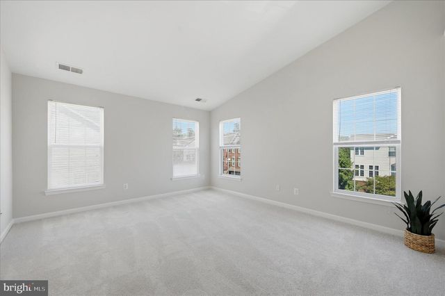 20047 NORTHVILLE HILLS TER, Ashburn, VA 20147