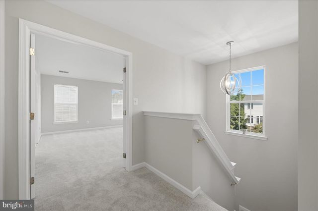 20047 NORTHVILLE HILLS TER, Ashburn, VA 20147