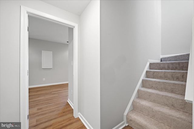 20047 NORTHVILLE HILLS TER, Ashburn, VA 20147