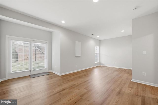20047 NORTHVILLE HILLS TER, Ashburn, VA 20147
