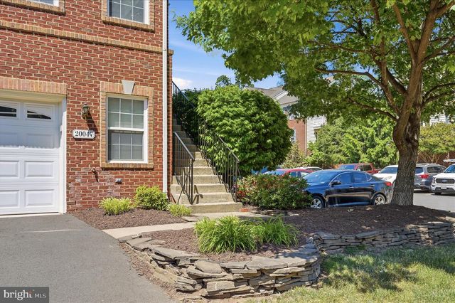 20047 NORTHVILLE HILLS TER, Ashburn, VA 20147