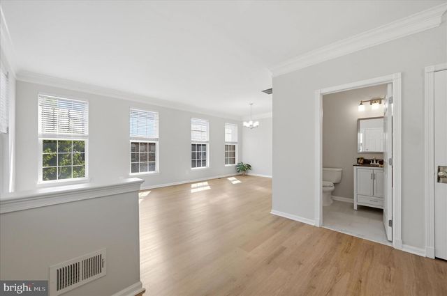 20047 NORTHVILLE HILLS TER, Ashburn, VA 20147