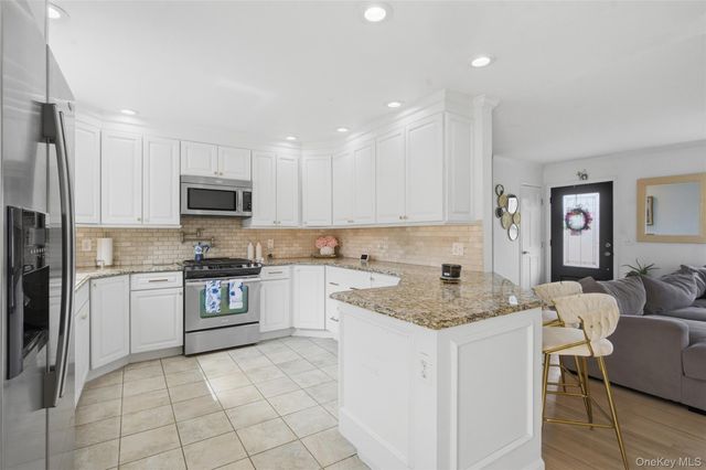 2 Olympus Road, Highland Mills, NY 10930