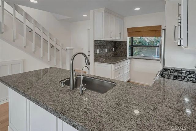 12750 Centralia 76, Lakewood, CA 90715