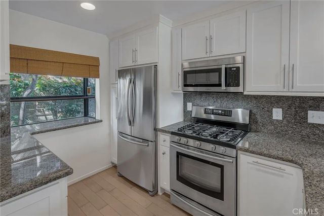 12750 Centralia 76, Lakewood, CA 90715