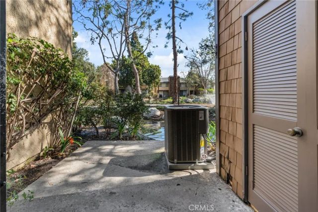 12750 Centralia 76, Lakewood, CA 90715