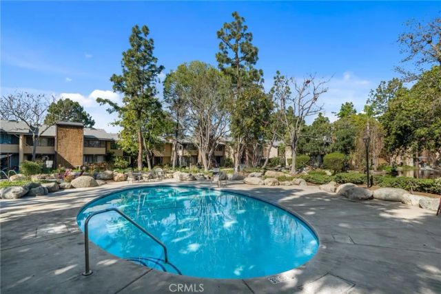 12750 Centralia 76, Lakewood, CA 90715