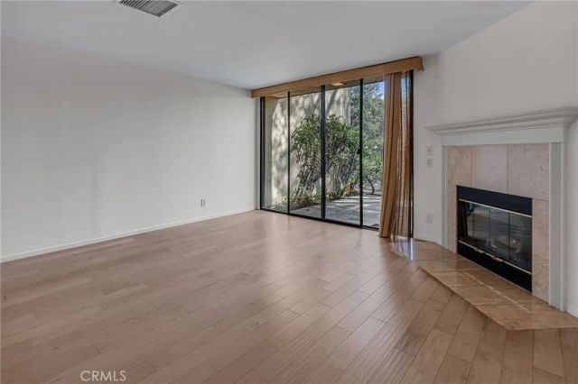 12750 Centralia 76, Lakewood, CA 90715