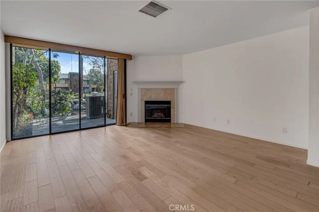 12750 Centralia 76, Lakewood, CA 90715