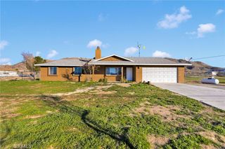 24726 Cahuilla, Apple Valley, CA 92307