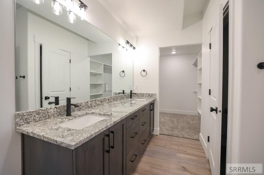 Image 13 of property listing at 565 Curlew Drive, Idaho Falls, ID 83401