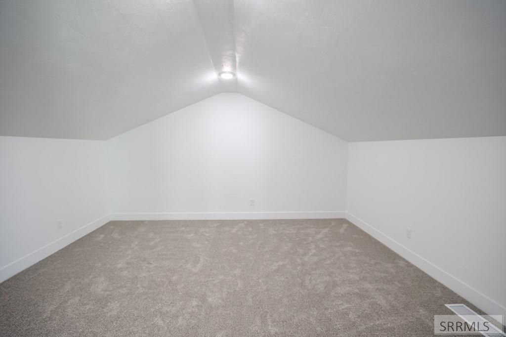 Image 18 of property listing at 565 Curlew Drive, Idaho Falls, ID 83401