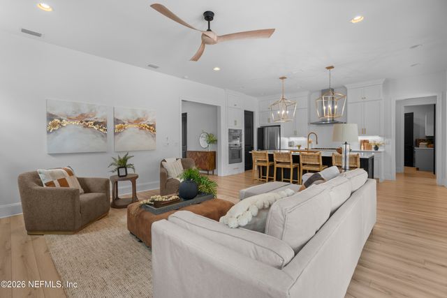 28 WOODBAY Court, St. Johns, FL 32259