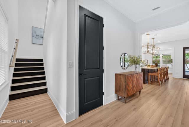 28 WOODBAY Court, St. Johns, FL 32259