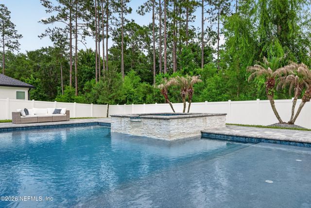 28 WOODBAY Court, St. Johns, FL 32259