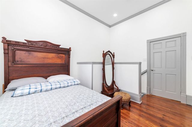 1611 19th Street, Galveston, TX 77550