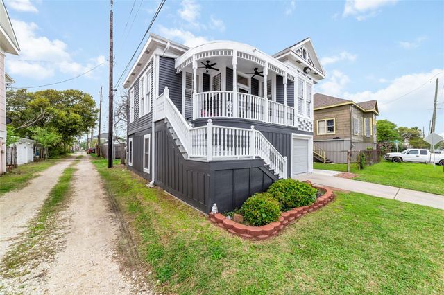 1611 19th Street, Galveston, TX 77550