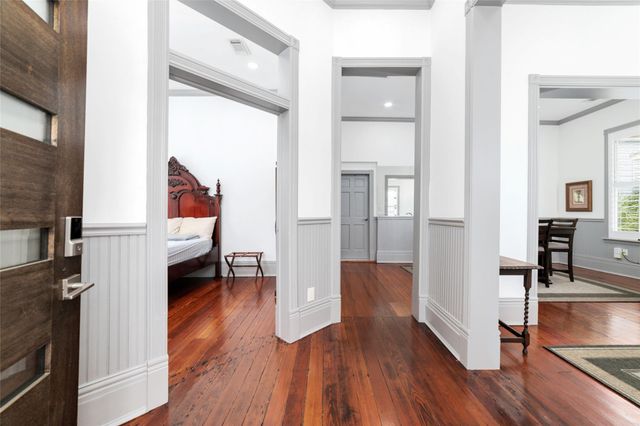 1611 19th Street, Galveston, TX 77550