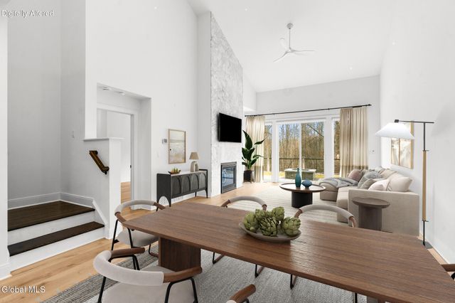 22 Cambridge Way, Colonie, NY 12110