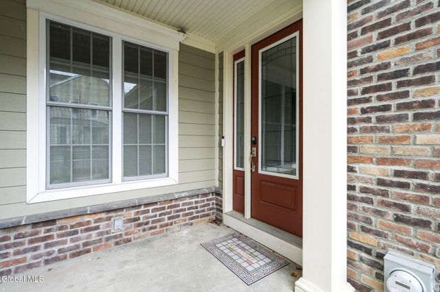 22 Cambridge Way, Colonie, NY 12110