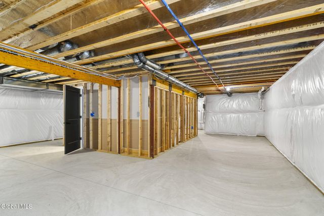 22 Cambridge Way, Colonie, NY 12110