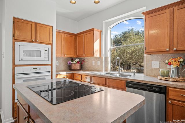 2402 Noor, San Antonio, TX 78248