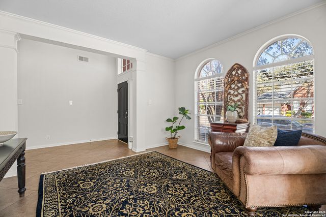 2402 Noor, San Antonio, TX 78248