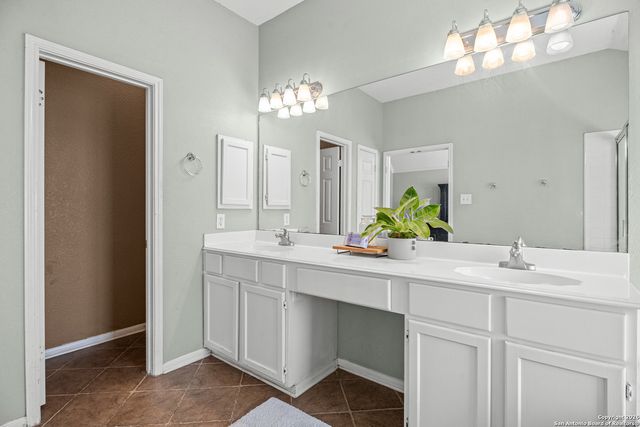 2402 Noor, San Antonio, TX 78248