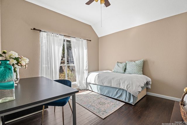 2402 Noor, San Antonio, TX 78248