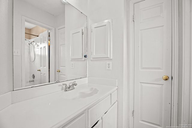 2402 Noor, San Antonio, TX 78248