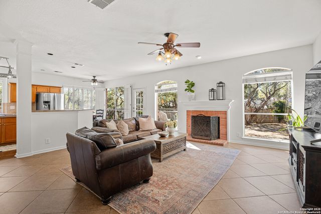 2402 Noor, San Antonio, TX 78248