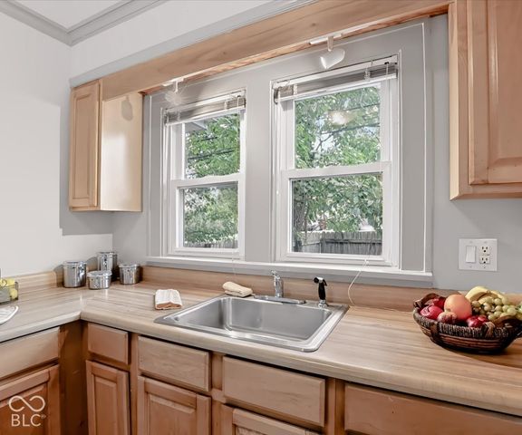 2312 S Ford Avenue, Bloomington, IN 47403