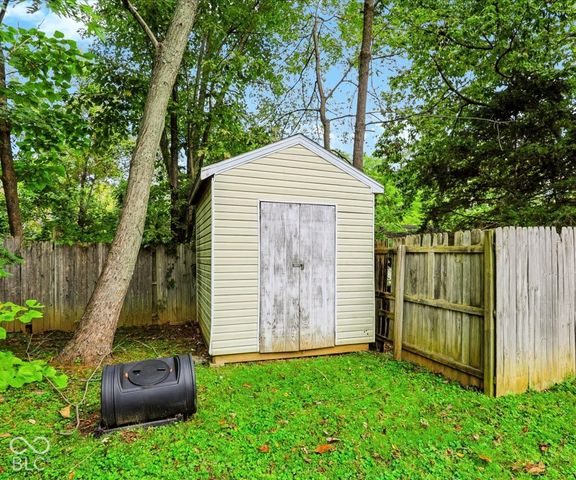 2312 S Ford Avenue, Bloomington, IN 47403