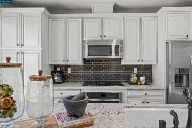 168 Elworthy Ranch Dr, Danville, CA 94526