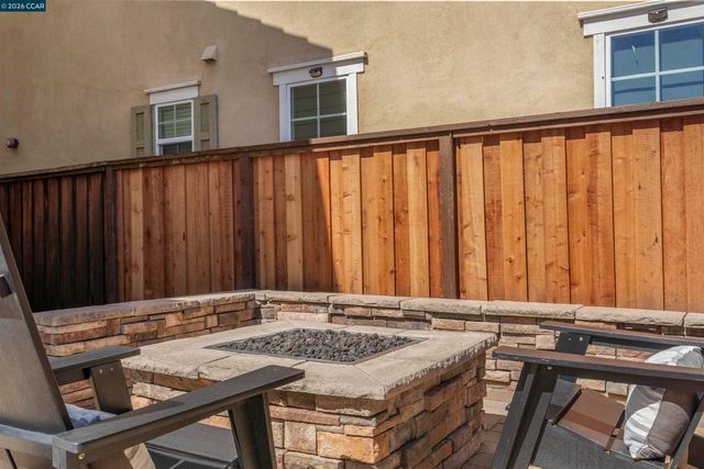 168 Elworthy Ranch Dr, Danville, CA 94526