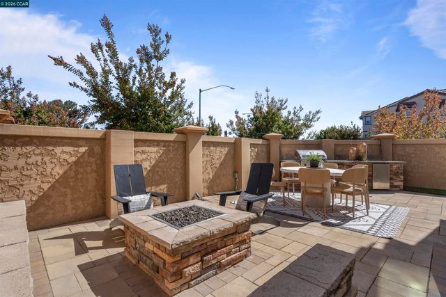 168 Elworthy Ranch Dr, Danville, CA 94526