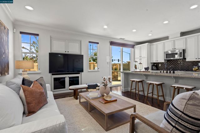 168 Elworthy Ranch Dr, Danville, CA 94526