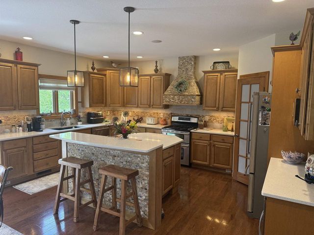 4447 HARBOR VILLAGE DRIVE, Omro, WI 54963