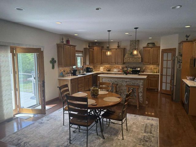4447 HARBOR VILLAGE DRIVE, Omro, WI 54963
