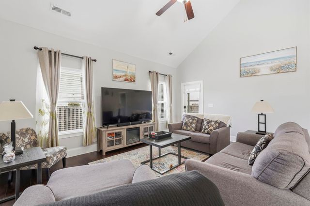 1718 Palmetto Palm Dr., Myrtle Beach, SC 29579