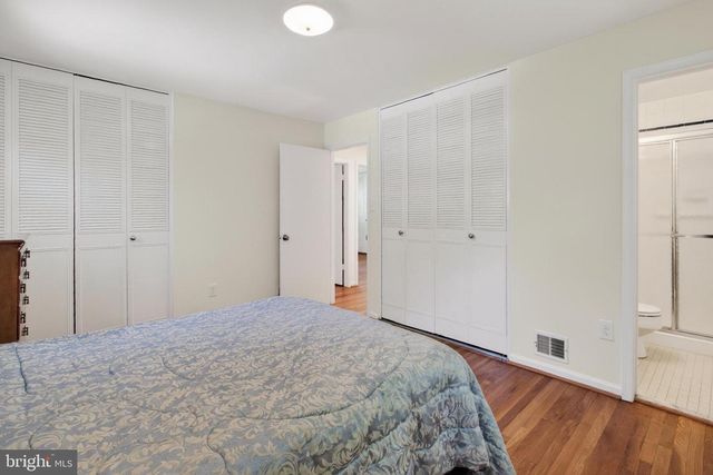 4984 SWINTON DR, Fairfax, VA 22032