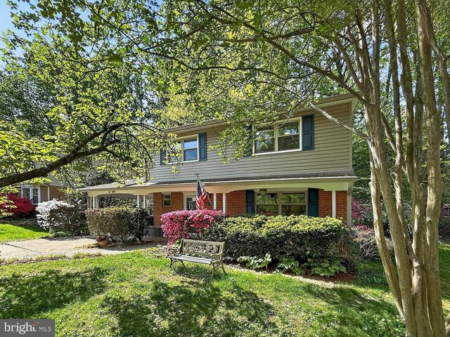 4984 SWINTON DR, Fairfax, VA 22032