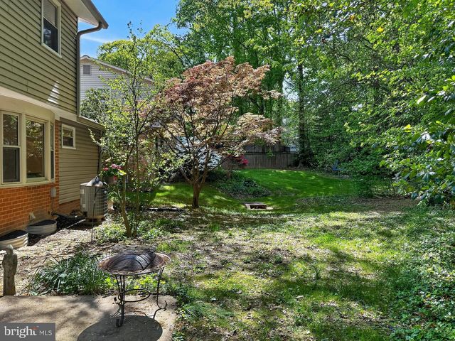 4984 SWINTON DR, Fairfax, VA 22032