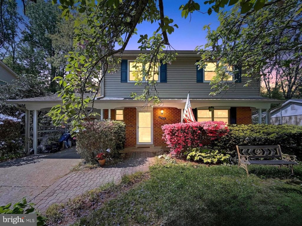 4984 SWINTON DR, Fairfax, VA 22032