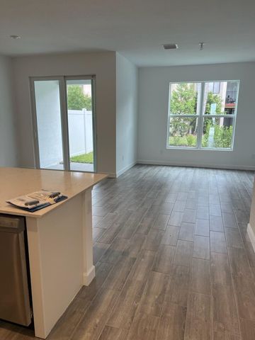 4328 Hammock Grove Drive, Lake Worth, FL 33467