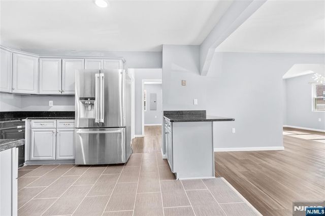 30 Bruno Street, Moonachie, NJ 07074