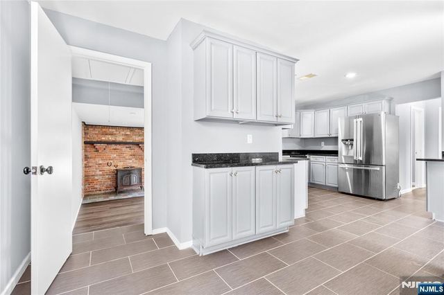 30 Bruno Street, Moonachie, NJ 07074
