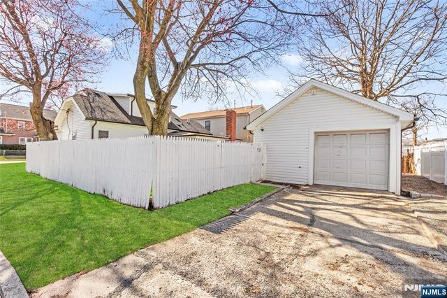30 Bruno Street, Moonachie, NJ 07074