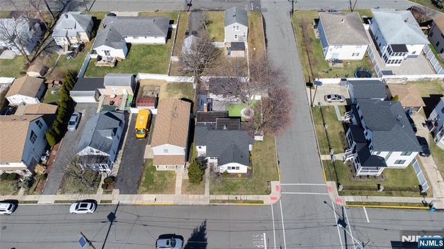 30 Bruno Street, Moonachie, NJ 07074