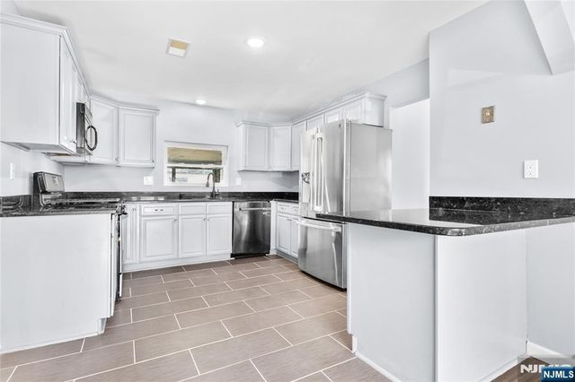 30 Bruno Street, Moonachie, NJ 07074